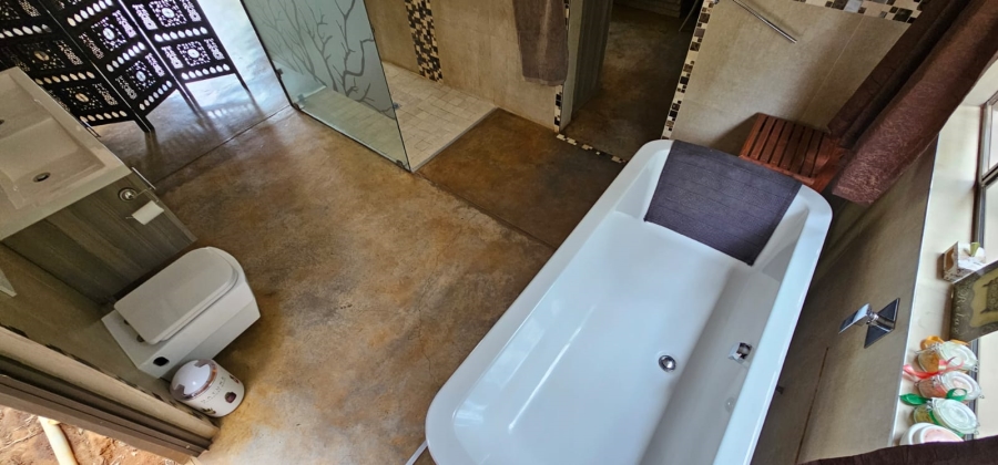 5 Bedroom Property for Sale in Mooinooi North West